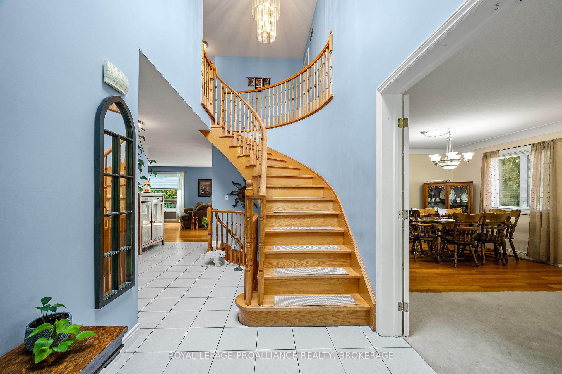 Photo 4 of 605 Fernmoor Drive, Kingston, East Gardiners Rd — HOMEH