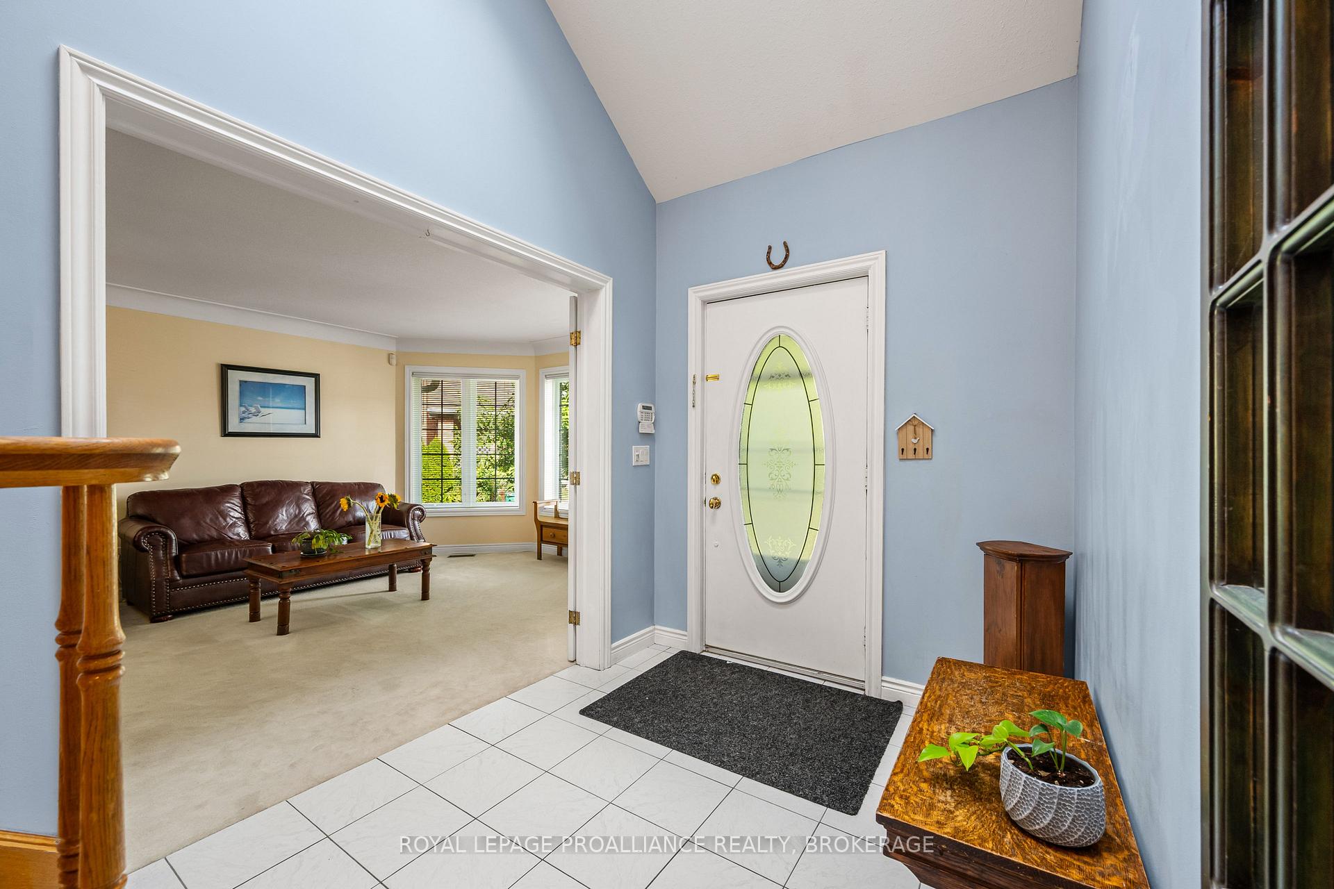 Photo 5 of 605 Fernmoor Drive, Kingston, East Gardiners Rd — HOMEH