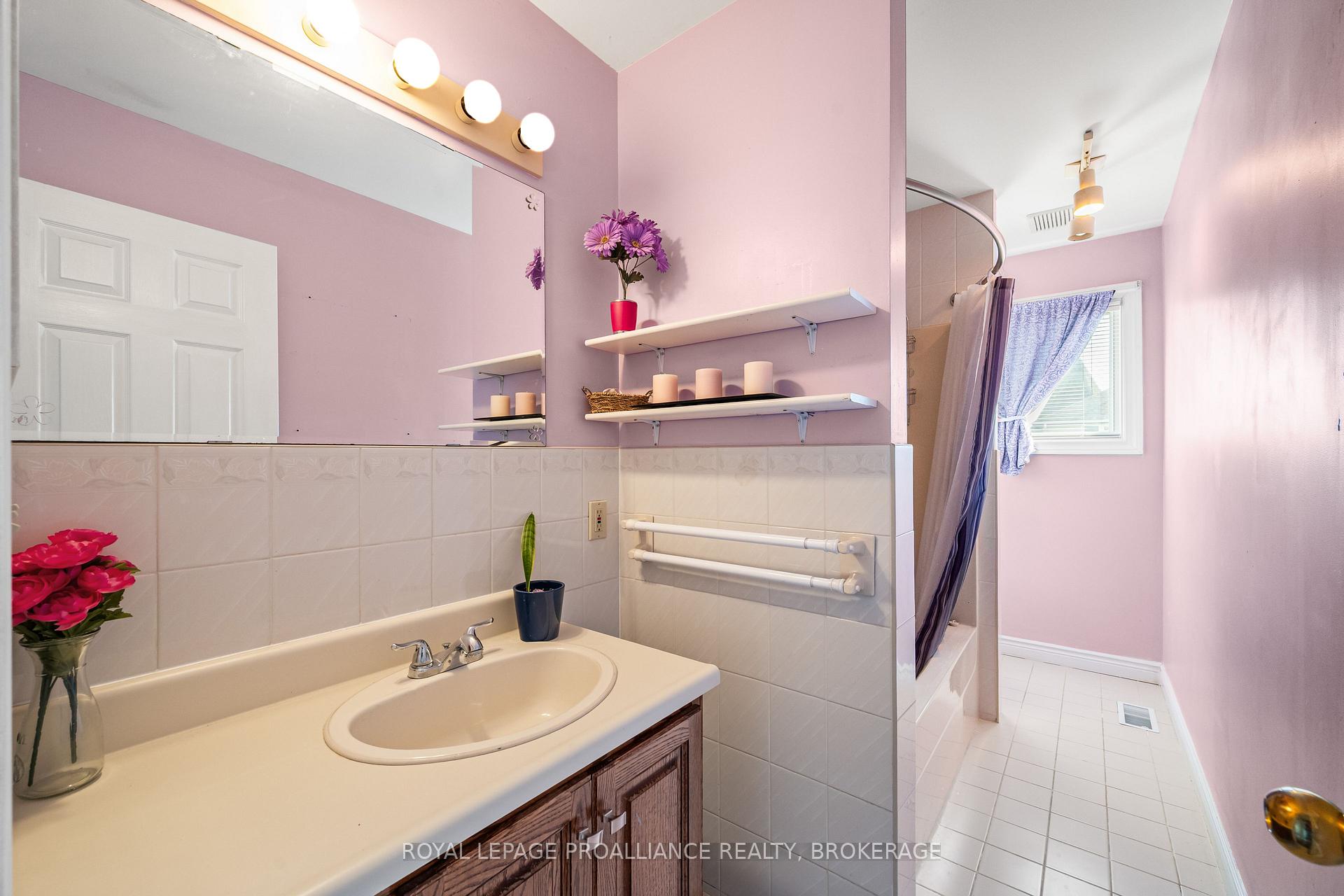 Photo 22 of 605 Fernmoor Drive, Kingston, East Gardiners Rd — HOMEH
