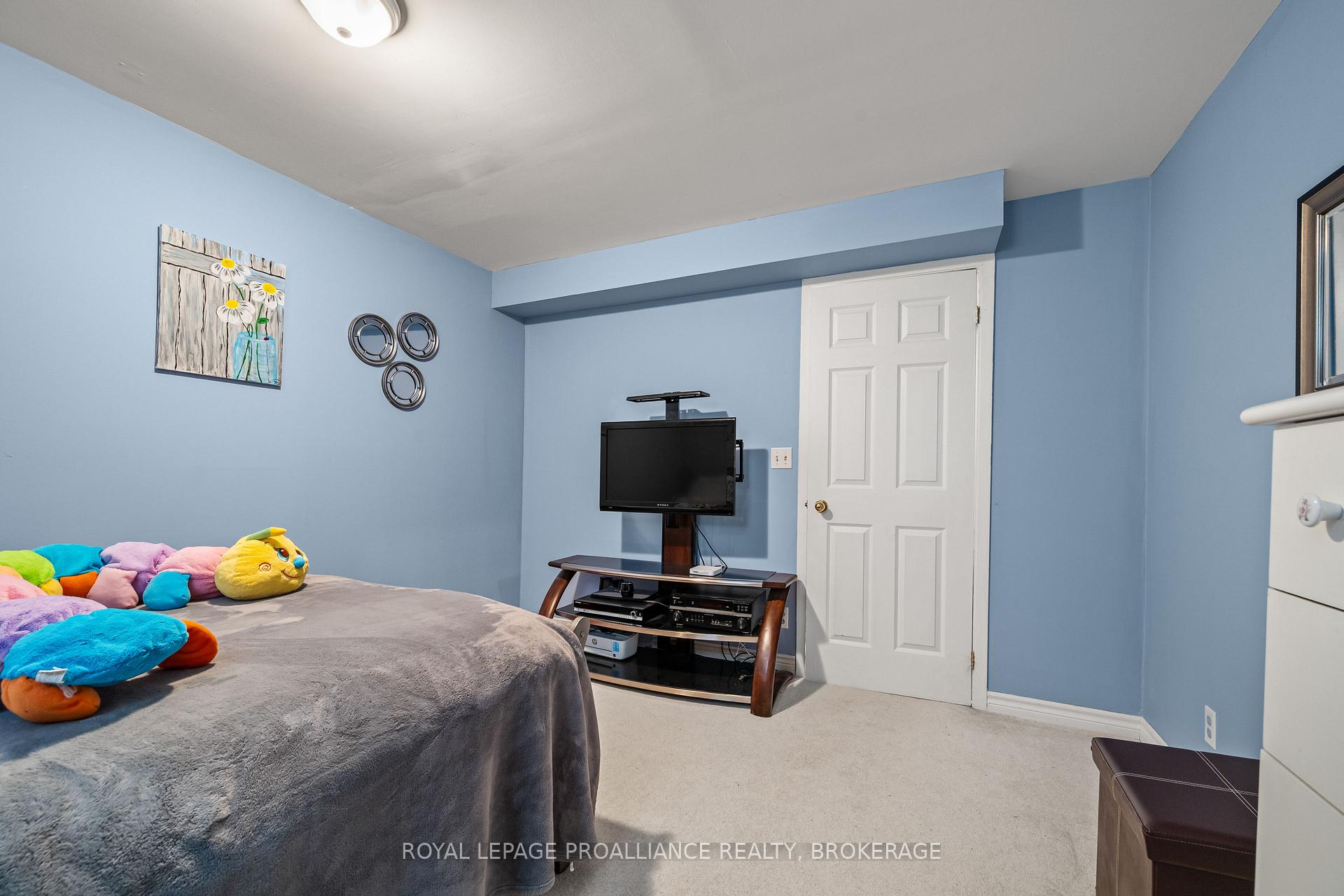 Photo 34 of 605 Fernmoor Drive, Kingston, East Gardiners Rd — HOMEH