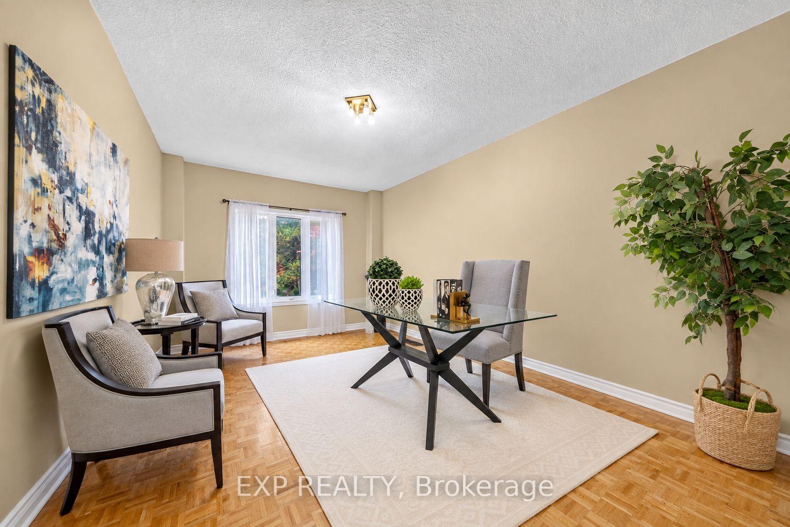 Photo 20 of 2 Shallmar Gardens, Richmond Hill, Bayview Hill — HOMEH