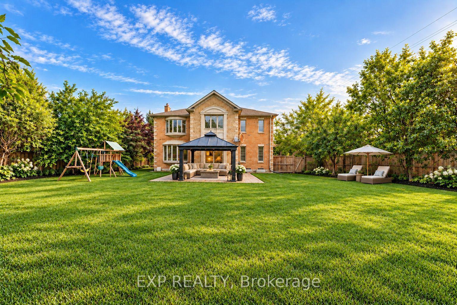 Photo 37 of 2 Shallmar Gardens, Richmond Hill, Bayview Hill — HOMEH
