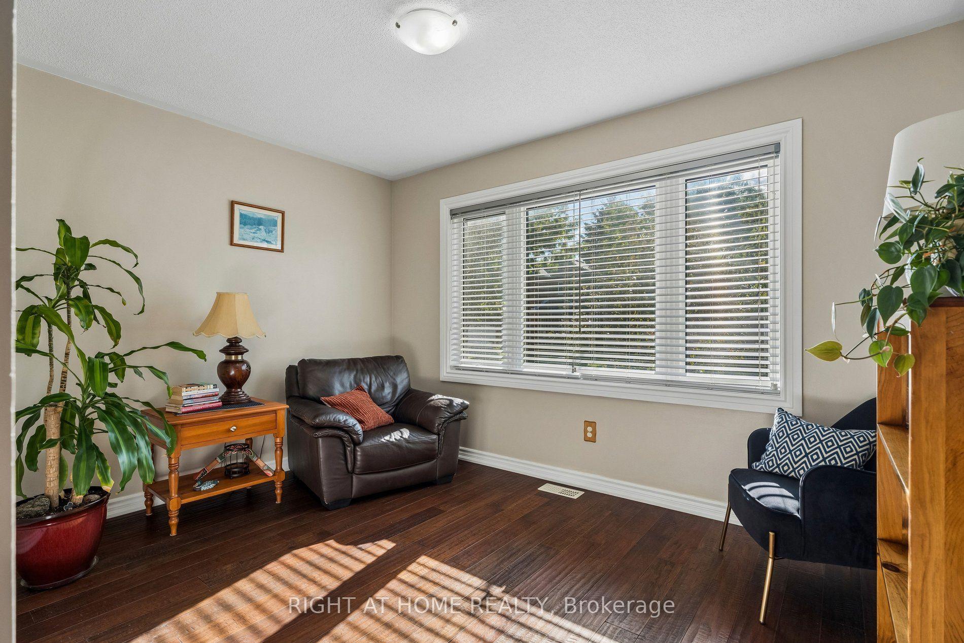 Photo 20 of 12 Player Drive, Barrie, East Bayfield — HOMEH