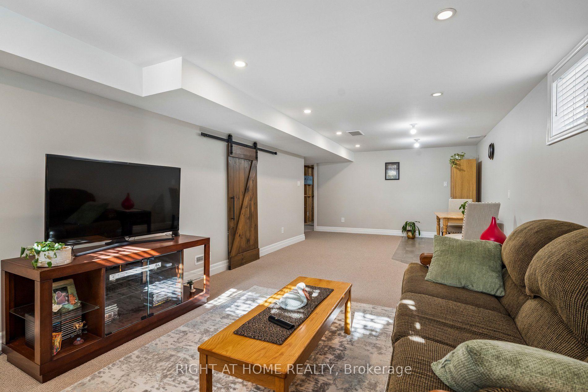 Photo 33 of 12 Player Drive, Barrie, East Bayfield — HOMEH