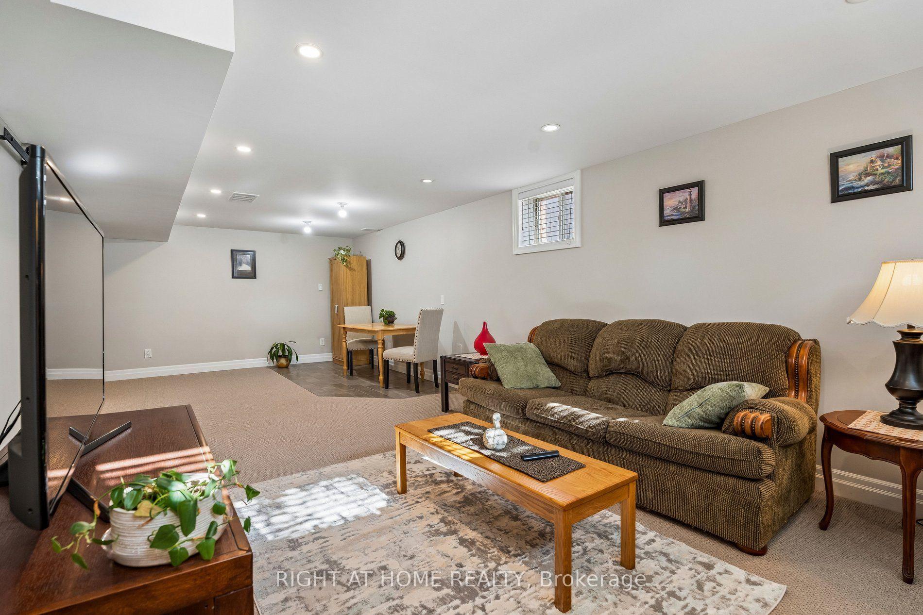 Photo 34 of 12 Player Drive, Barrie, East Bayfield — HOMEH
