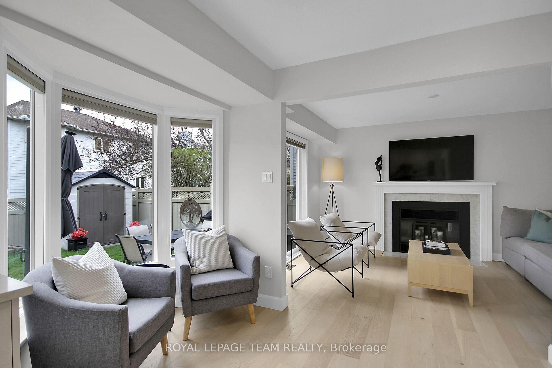 Photo 8 of 47 Dossetter Way, Ottawa, Hunt Club Park — HOMEH