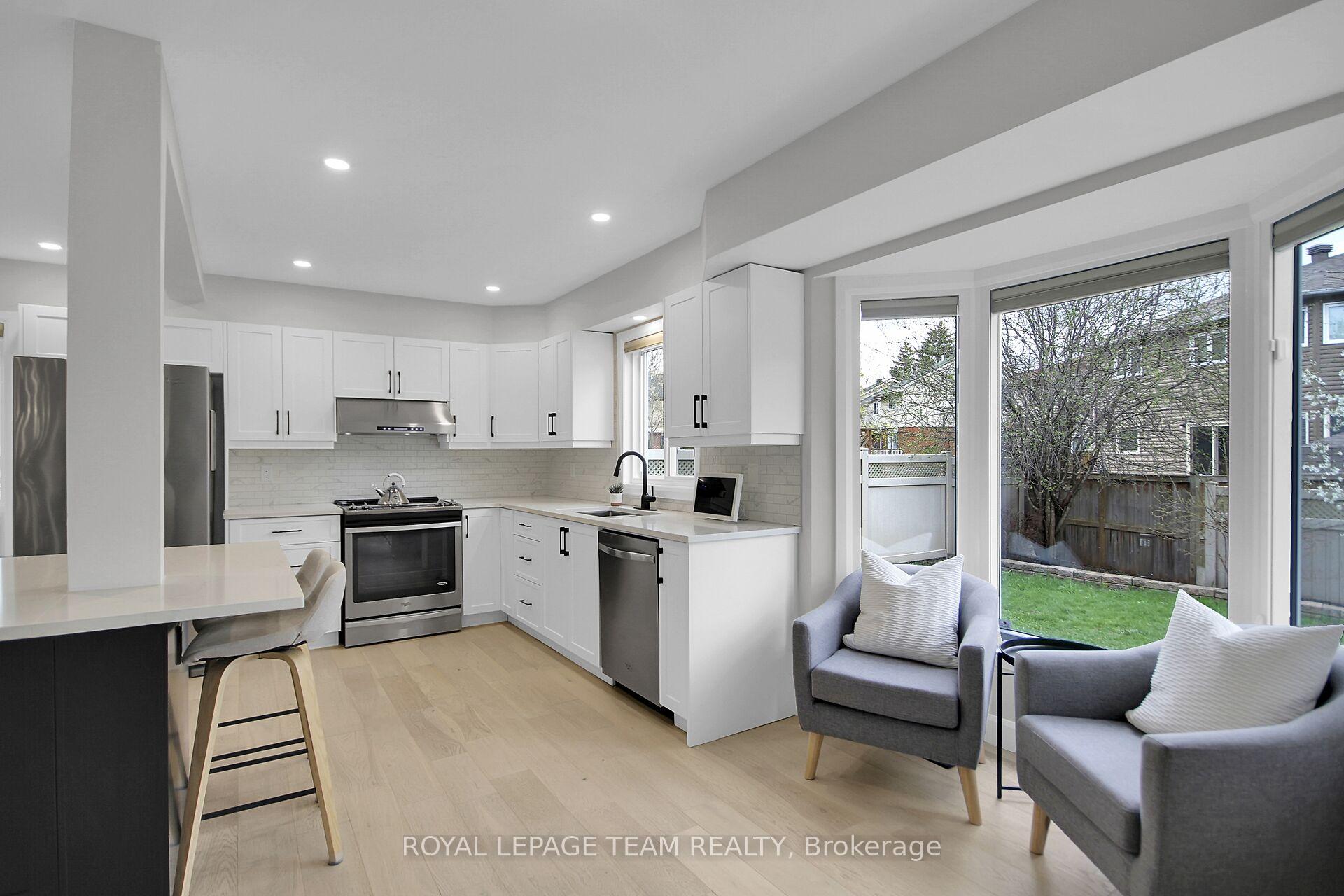 Photo 15 of 47 Dossetter Way, Ottawa, Hunt Club Park — HOMEH