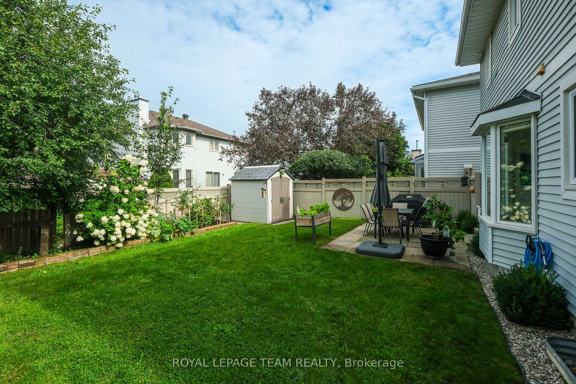 Photo 36 of 47 Dossetter Way, Ottawa, Hunt Club Park — HOMEH
