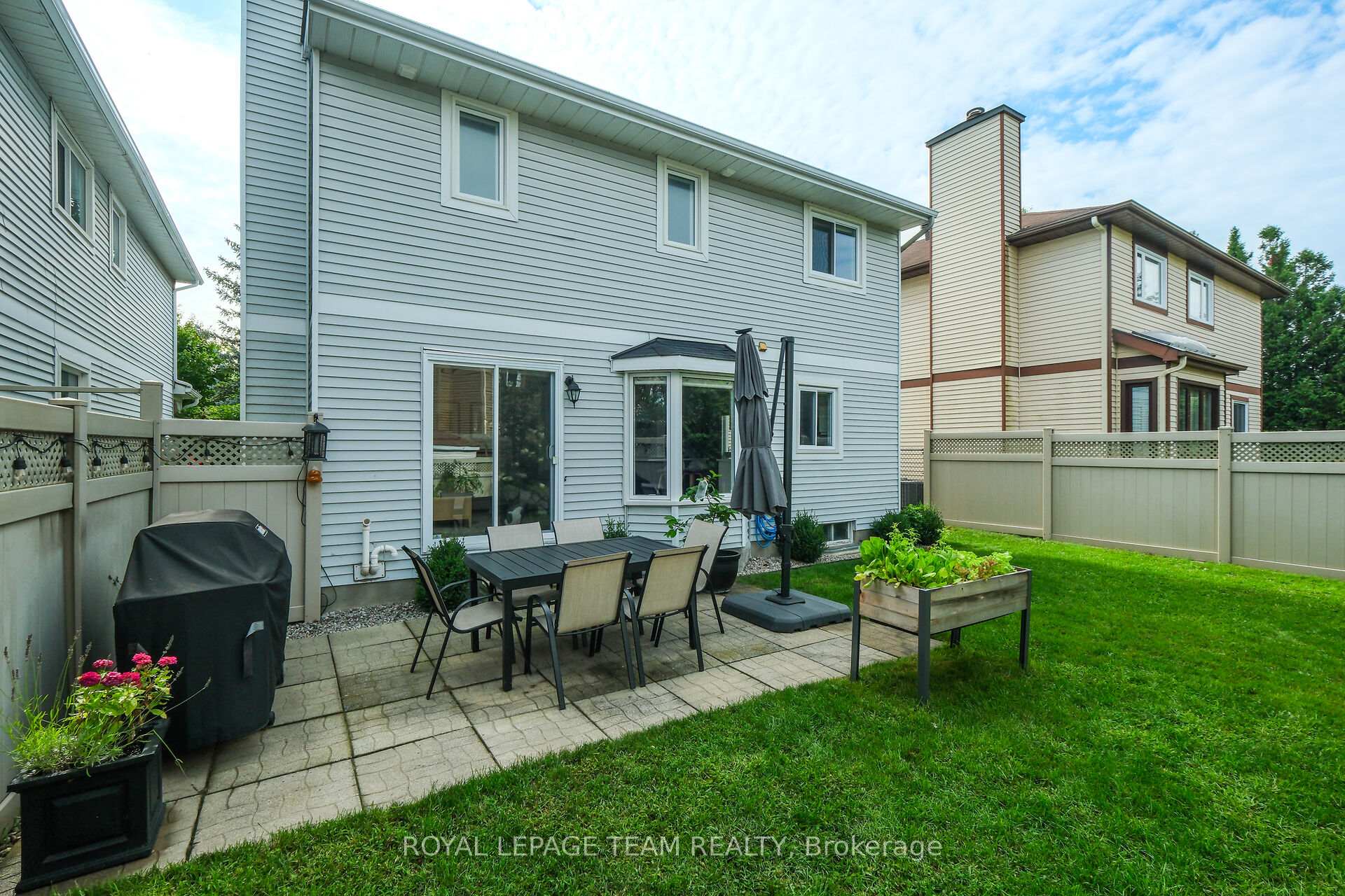 Photo 37 of 47 Dossetter Way, Ottawa, Hunt Club Park — HOMEH