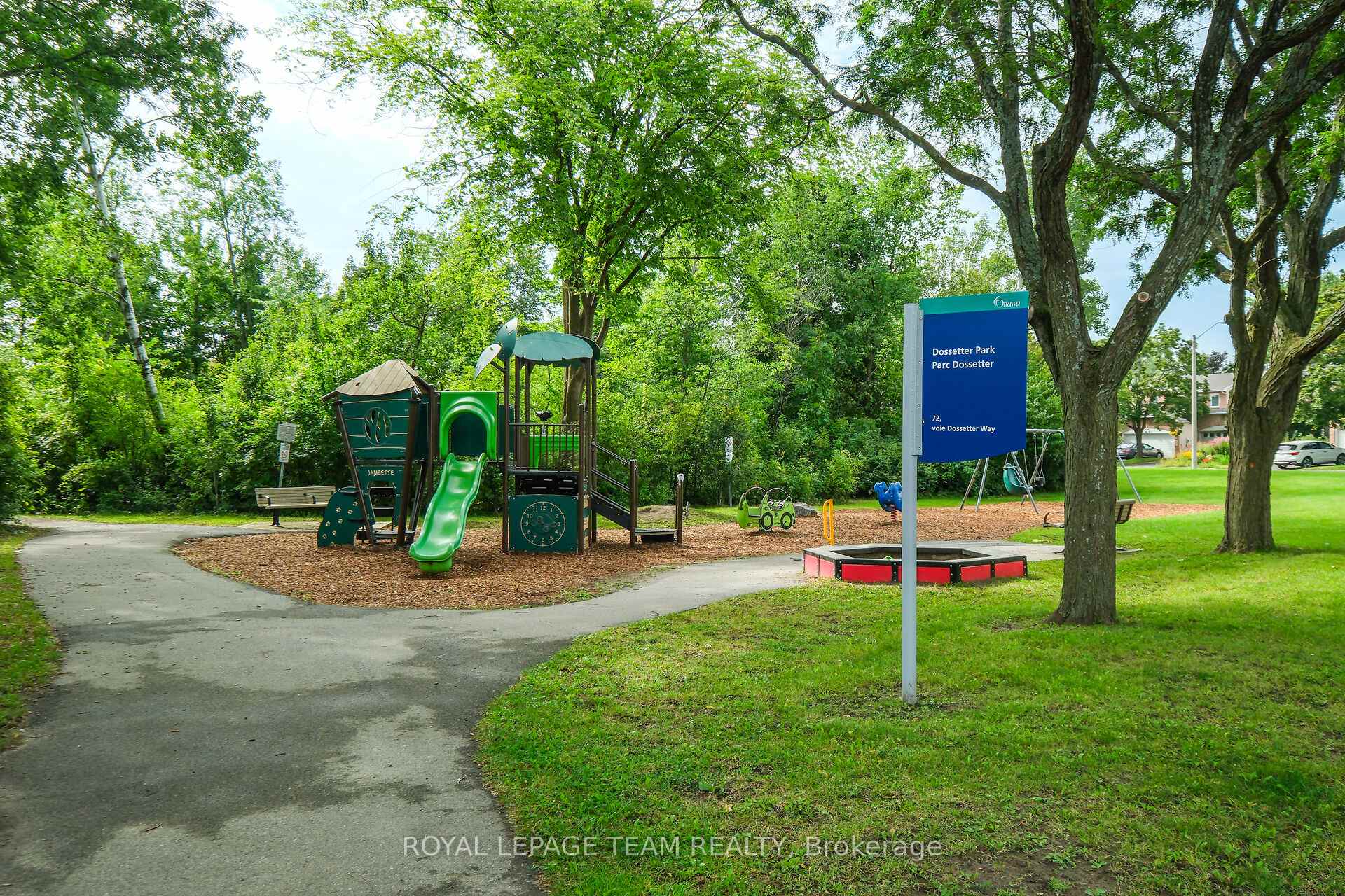Photo 39 of 47 Dossetter Way, Ottawa, Hunt Club Park — HOMEH