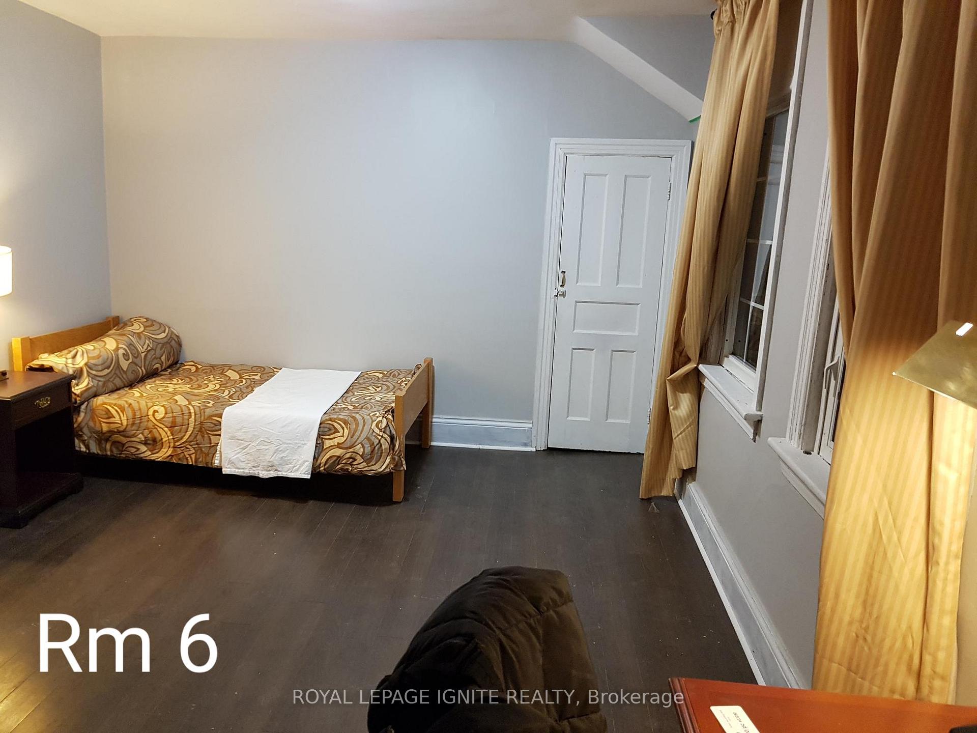Photo 10 of 112 Ward Avenue, Hamilton, Ainslie Wood — HOMEH