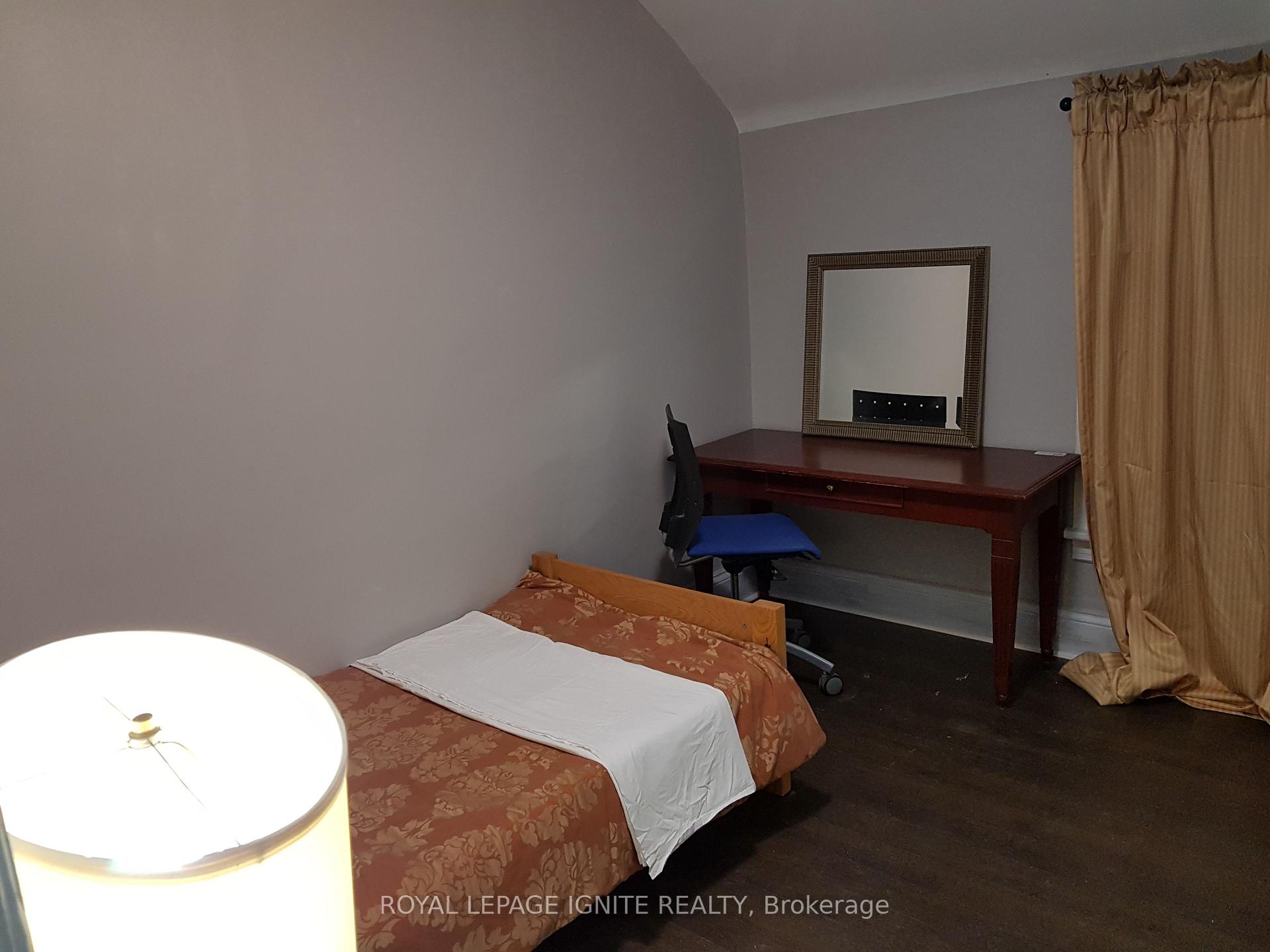 Photo 15 of 112 Ward Avenue, Hamilton, Ainslie Wood — HOMEH