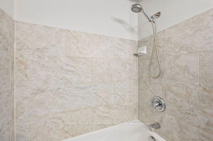 Photo 15 of 3 Indianola Drive, Etobicoke, Eringate-Centennial-West Deane — HOMEH