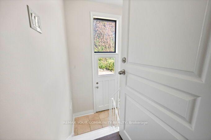 Photo 24 of 3 Indianola Drive, Etobicoke, Eringate-Centennial-West Deane — HOMEH