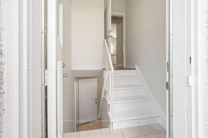 Photo 25 of 3 Indianola Drive, Etobicoke, Eringate-Centennial-West Deane — HOMEH