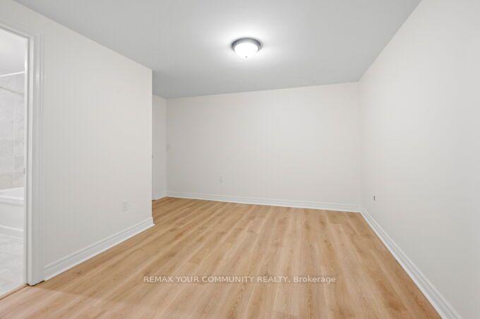Photo 32 of 3 Indianola Drive, Etobicoke, Eringate-Centennial-West Deane — HOMEH