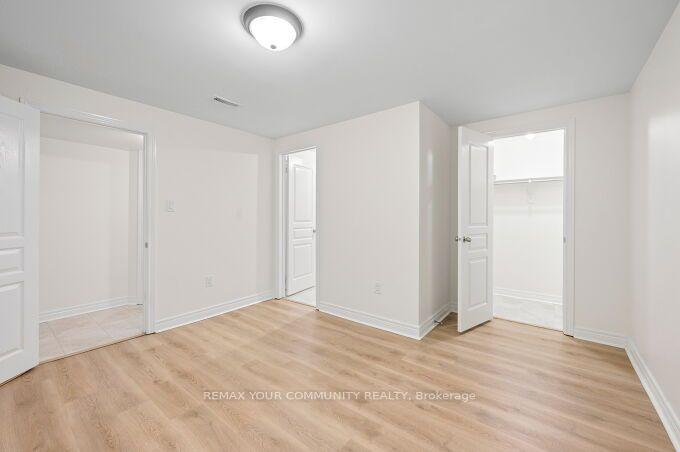 Photo 33 of 3 Indianola Drive, Etobicoke, Eringate-Centennial-West Deane — HOMEH