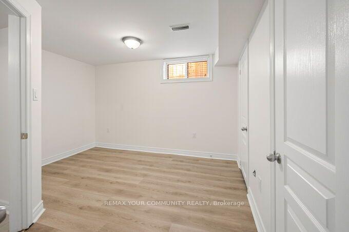 Photo 36 of 3 Indianola Drive, Etobicoke, Eringate-Centennial-West Deane — HOMEH