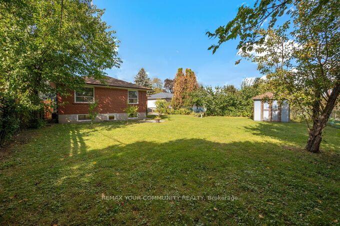 Photo 40 of 3 Indianola Drive, Etobicoke, Eringate-Centennial-West Deane — HOMEH