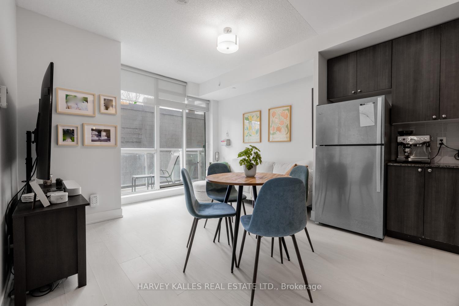 Photo 2 of Unit 202, 68 Merton Street, Toronto, Mount Pleasant West — HOMEH