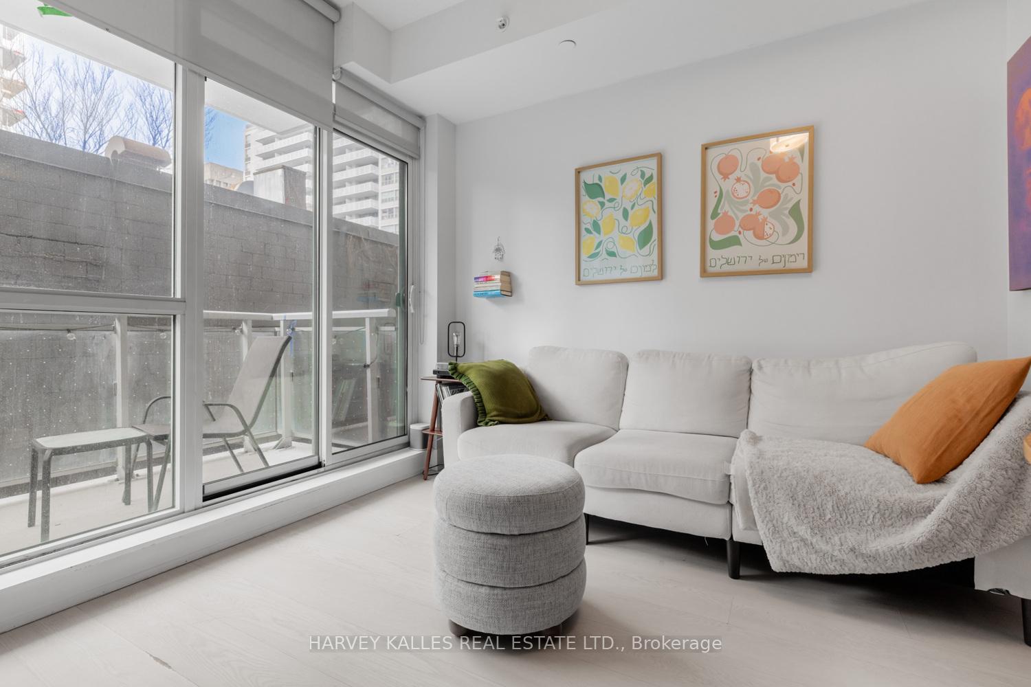 Photo 6 of Unit 202, 68 Merton Street, Toronto, Mount Pleasant West — HOMEH