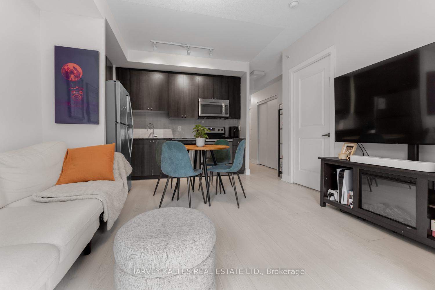 Photo 7 of Unit 202, 68 Merton Street, Toronto, Mount Pleasant West — HOMEH