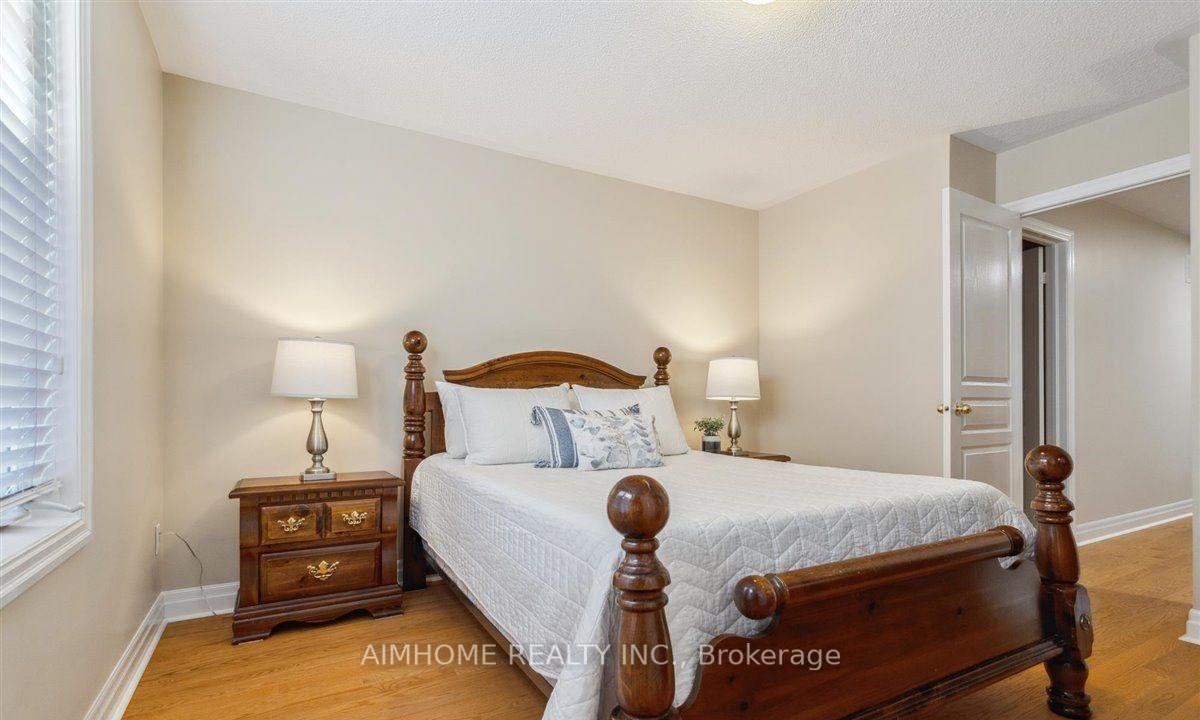 Photo 23 of 2173 Highcliffe Way, Oakville, Westmount — HOMEH