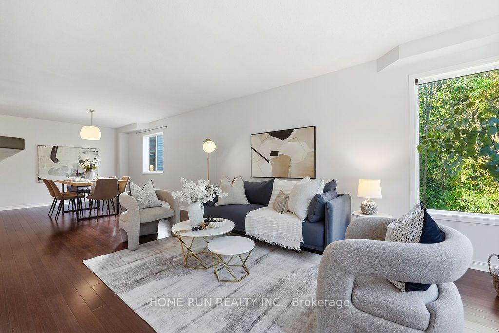 Photo 11 of 37 Tobermory Crescent, Ottawa, Kanata - Morgan's Grant/South March — HOMEH