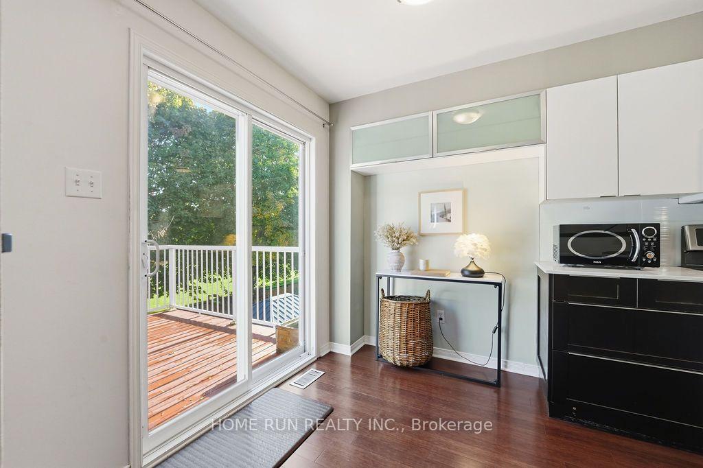 Photo 18 of 37 Tobermory Crescent, Ottawa, Kanata - Morgan's Grant/South March — HOMEH