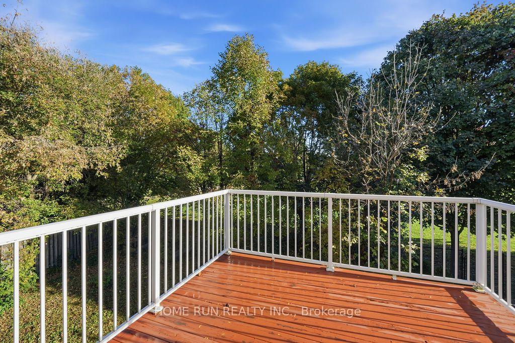 Photo 21 of 37 Tobermory Crescent, Ottawa, Kanata - Morgan's Grant/South March — HOMEH