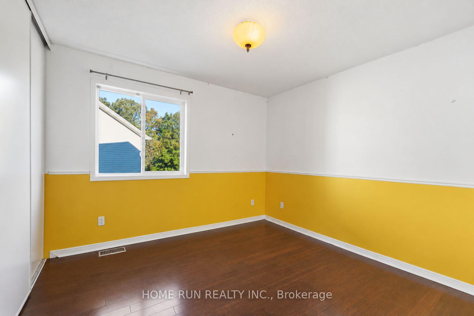 Photo 34 of 37 Tobermory Crescent, Ottawa, Kanata - Morgan's Grant/South March — HOMEH