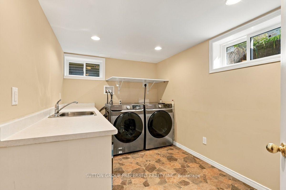 Photo 33 of 465 Glen Crescent, London, North P — HOMEH