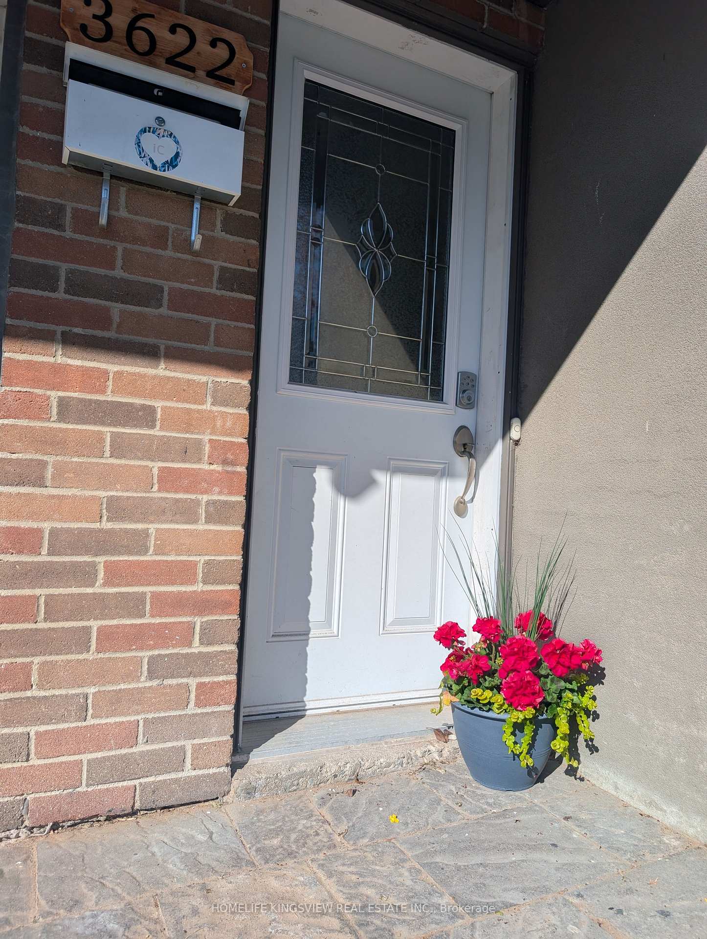 Photo 1 of Unit Lower level, 3622 Birchmeadow Crescent, Mississauga, Applewood — HOMEH