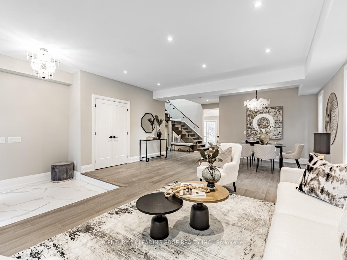 Photo 7 of 19 Donalda Crescent, Scarborough, Agincourt South-Malvern West — HOMEH