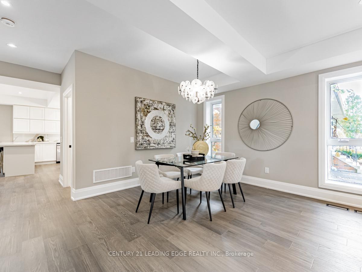 Photo 8 of 19 Donalda Crescent, Scarborough, Agincourt South-Malvern West — HOMEH