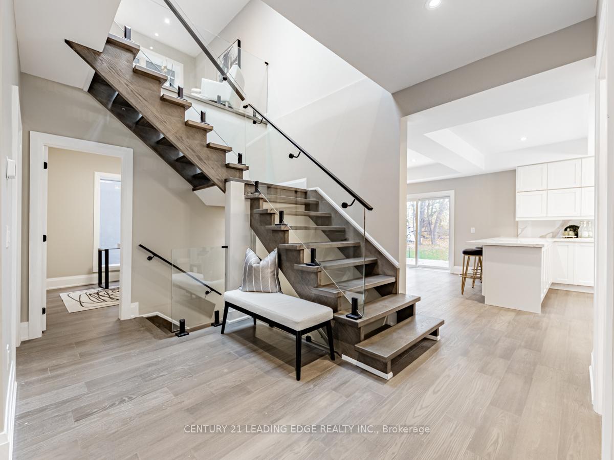 Photo 9 of 19 Donalda Crescent, Scarborough, Agincourt South-Malvern West — HOMEH