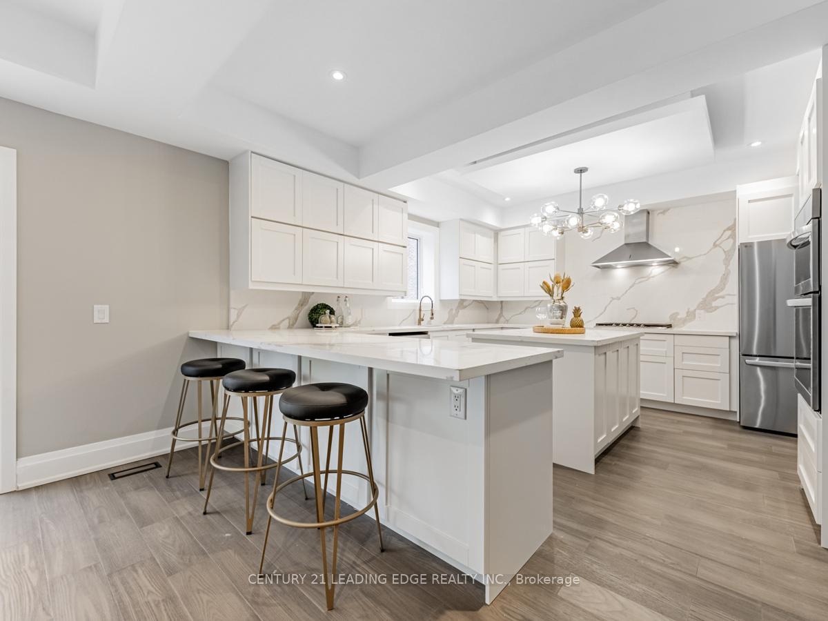 Photo 12 of 19 Donalda Crescent, Scarborough, Agincourt South-Malvern West — HOMEH