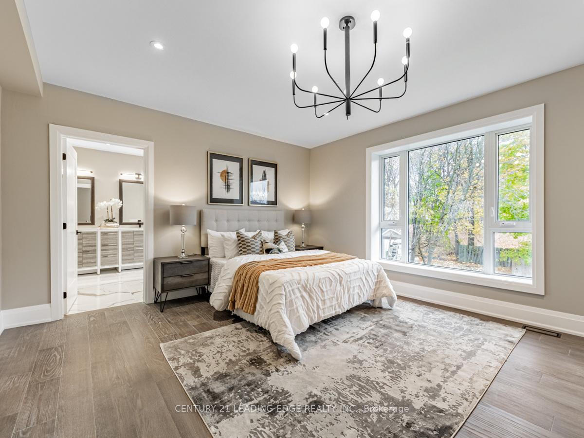 Photo 18 of 19 Donalda Crescent, Scarborough, Agincourt South-Malvern West — HOMEH