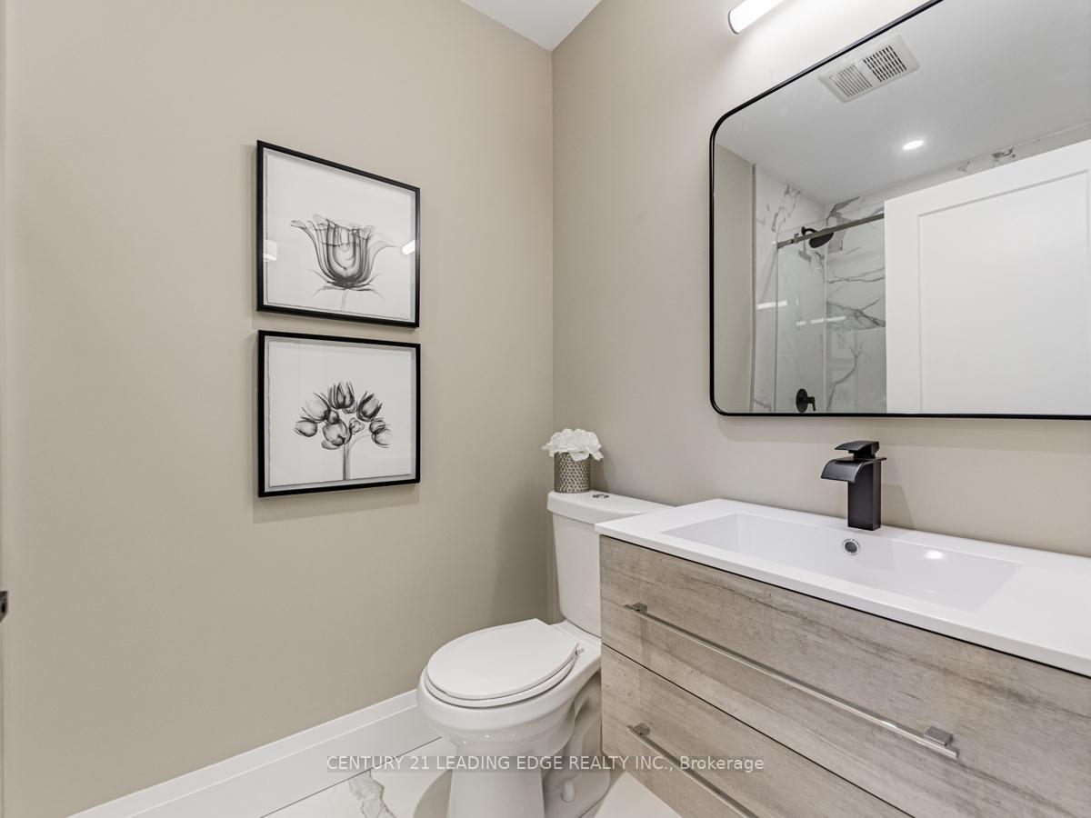 Photo 23 of 19 Donalda Crescent, Scarborough, Agincourt South-Malvern West — HOMEH