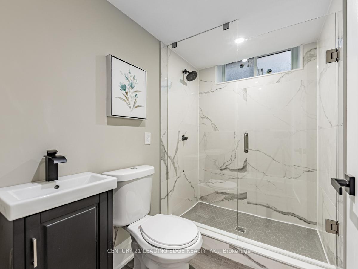 Photo 33 of 19 Donalda Crescent, Scarborough, Agincourt South-Malvern West — HOMEH