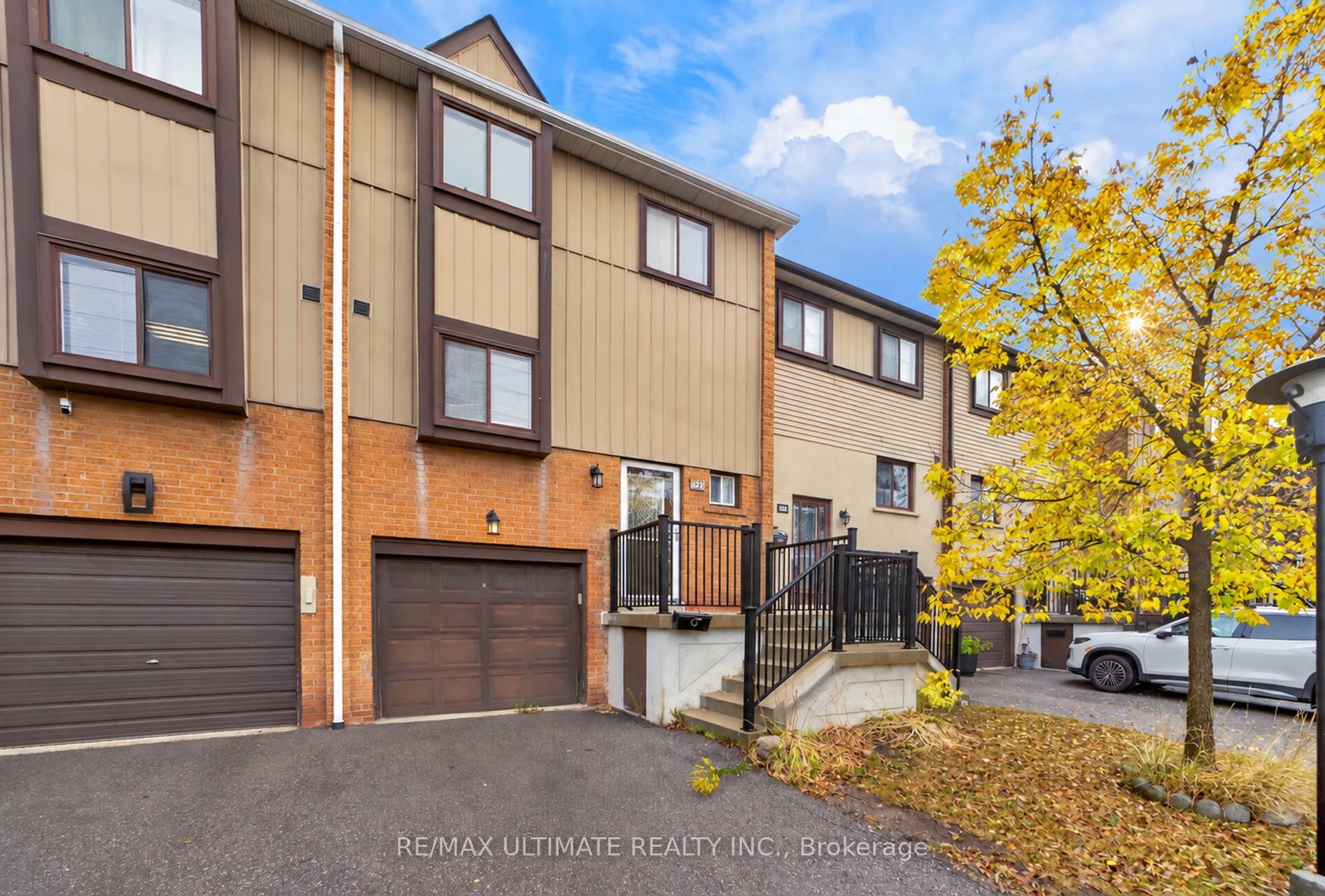 Photo 2 of Unit 47, 122 Moregate Crescent, Brampton, Central Park — HOMEH