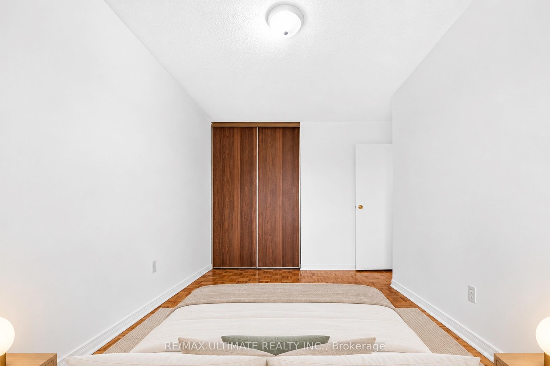 Photo 28 of Unit 47, 122 Moregate Crescent, Brampton, Central Park — HOMEH