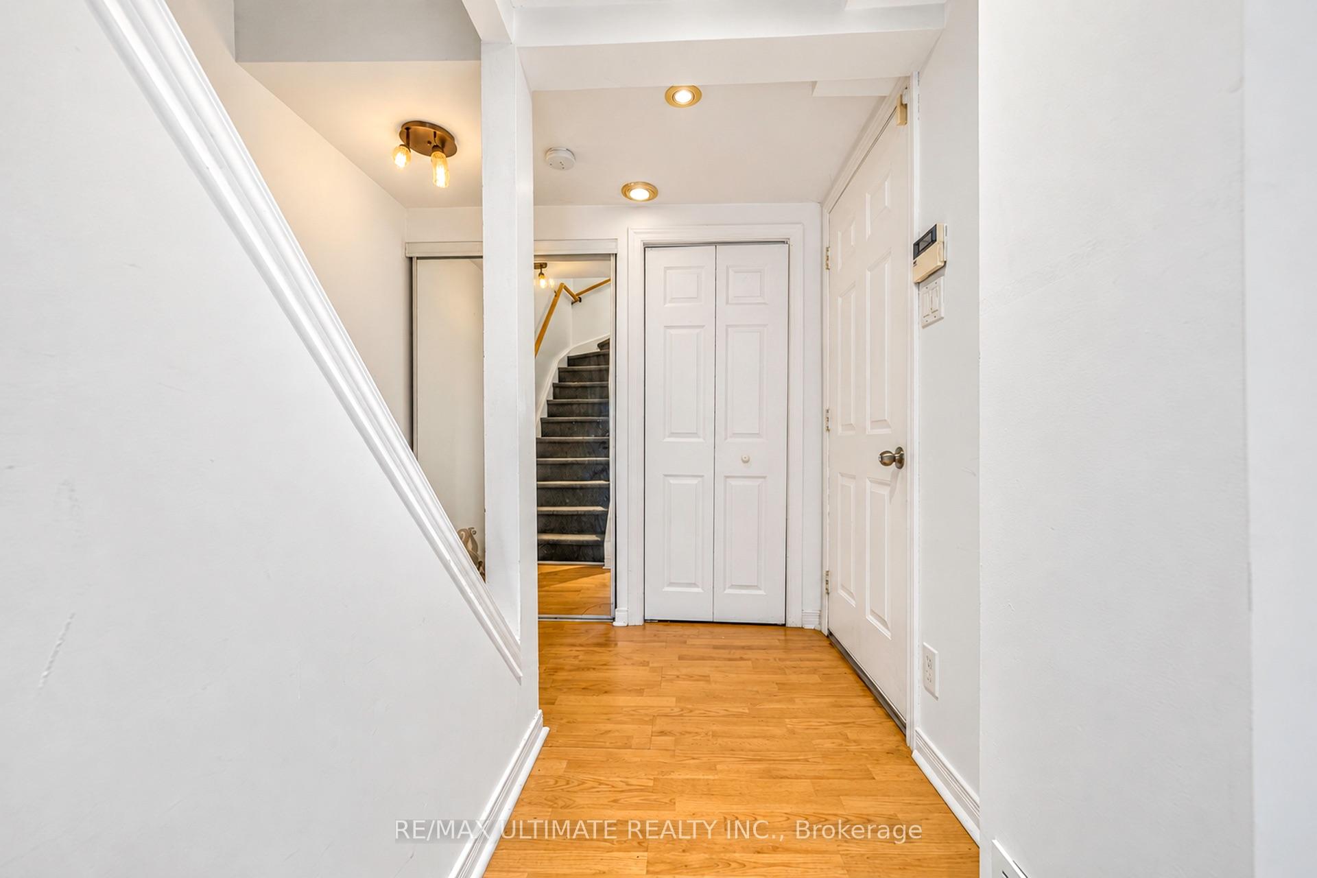Photo 33 of Unit 47, 122 Moregate Crescent, Brampton, Central Park — HOMEH