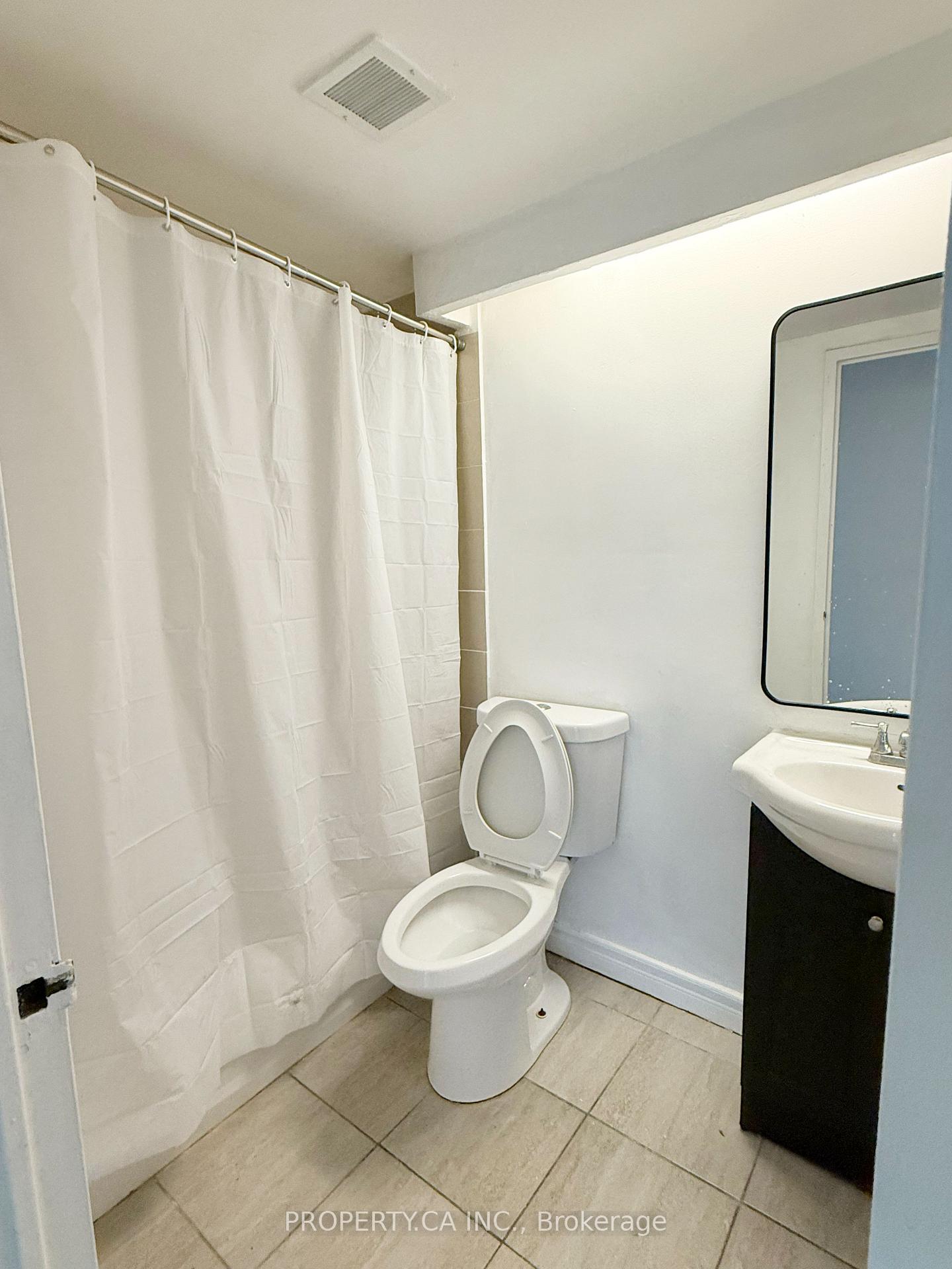 Photo 10 of Unit 411, 10 Parkway Forest Drive, North York, Henry Farm — HOMEH