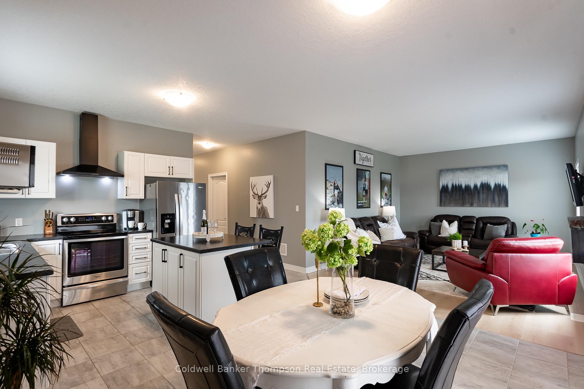 Photo 6 of 25 Woodstream Drive, Huntsville, Chaffey — HOMEH