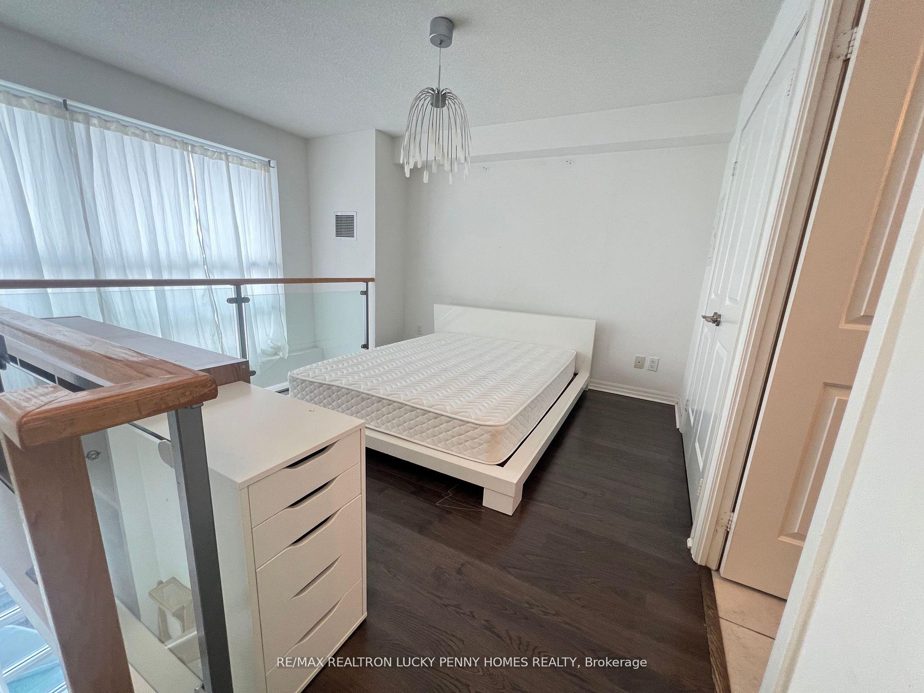 Photo 4 of Unit 109, 2035 Sheppard Avenue E, North York, Henry Farm — HOMEH