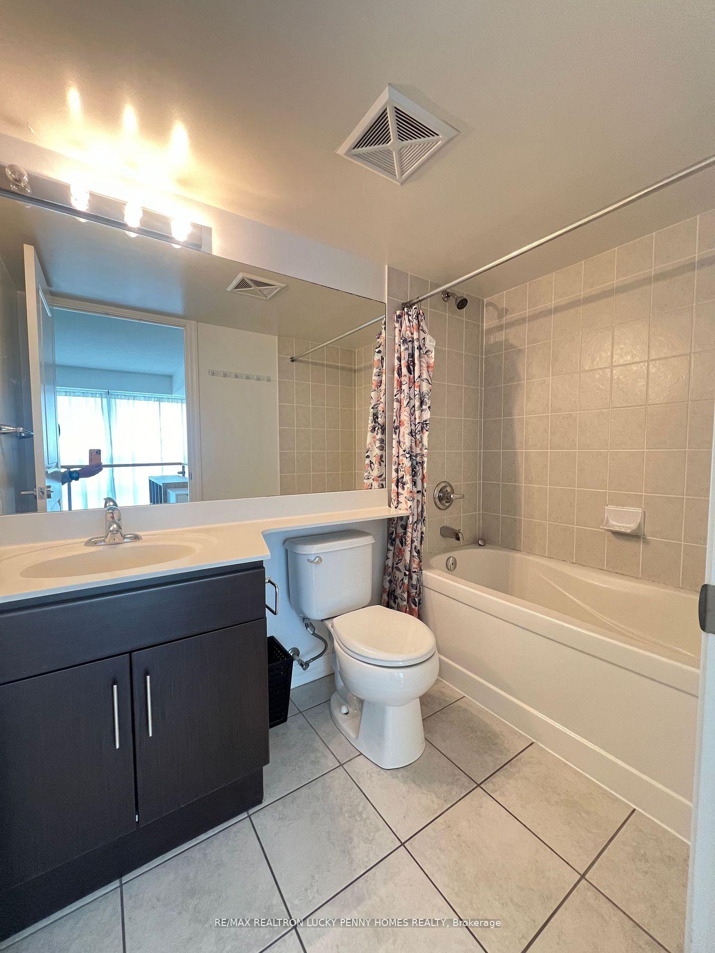 Photo 7 of Unit 109, 2035 Sheppard Avenue E, North York, Henry Farm — HOMEH