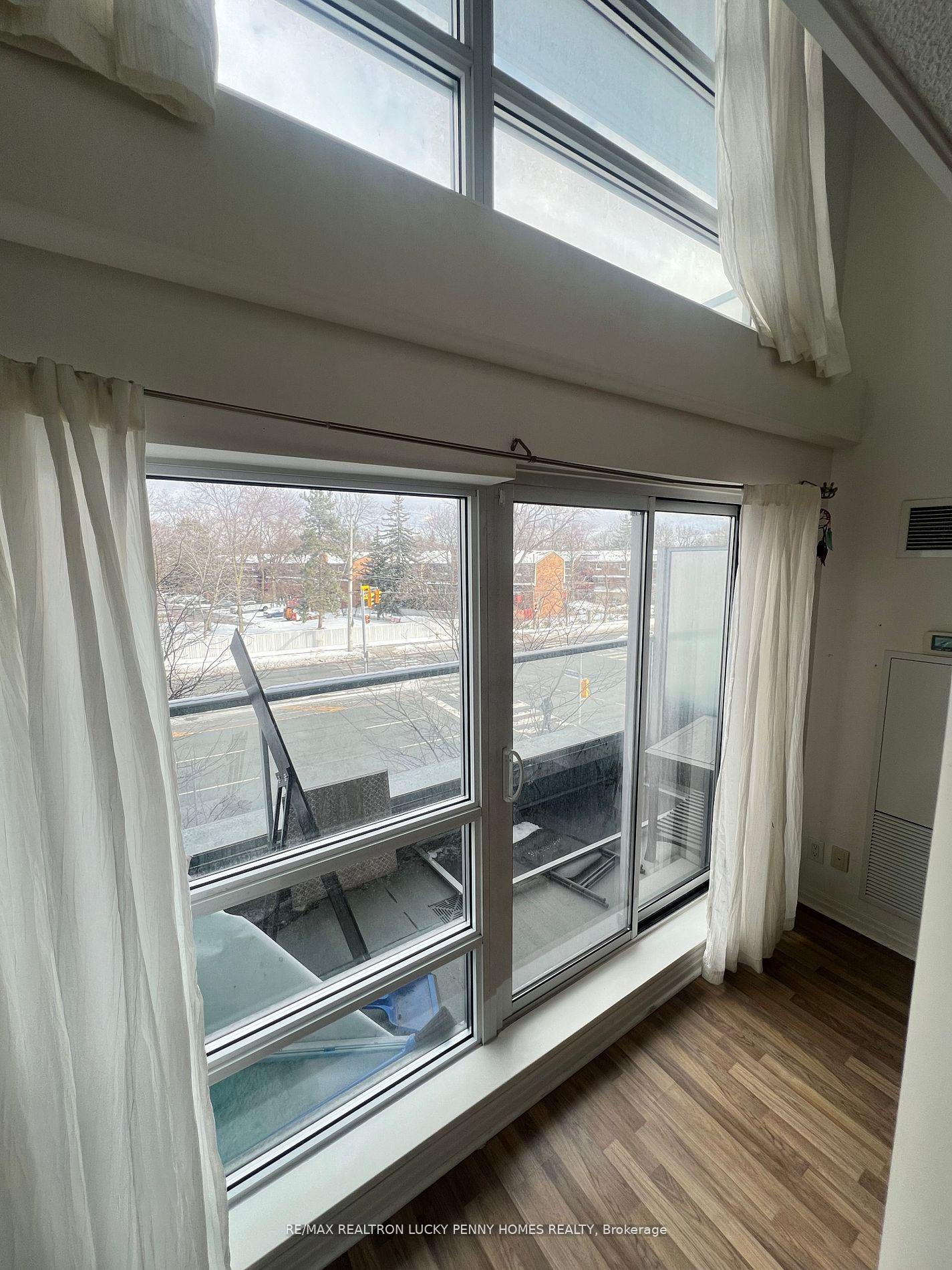 Photo 8 of Unit 109, 2035 Sheppard Avenue E, North York, Henry Farm — HOMEH