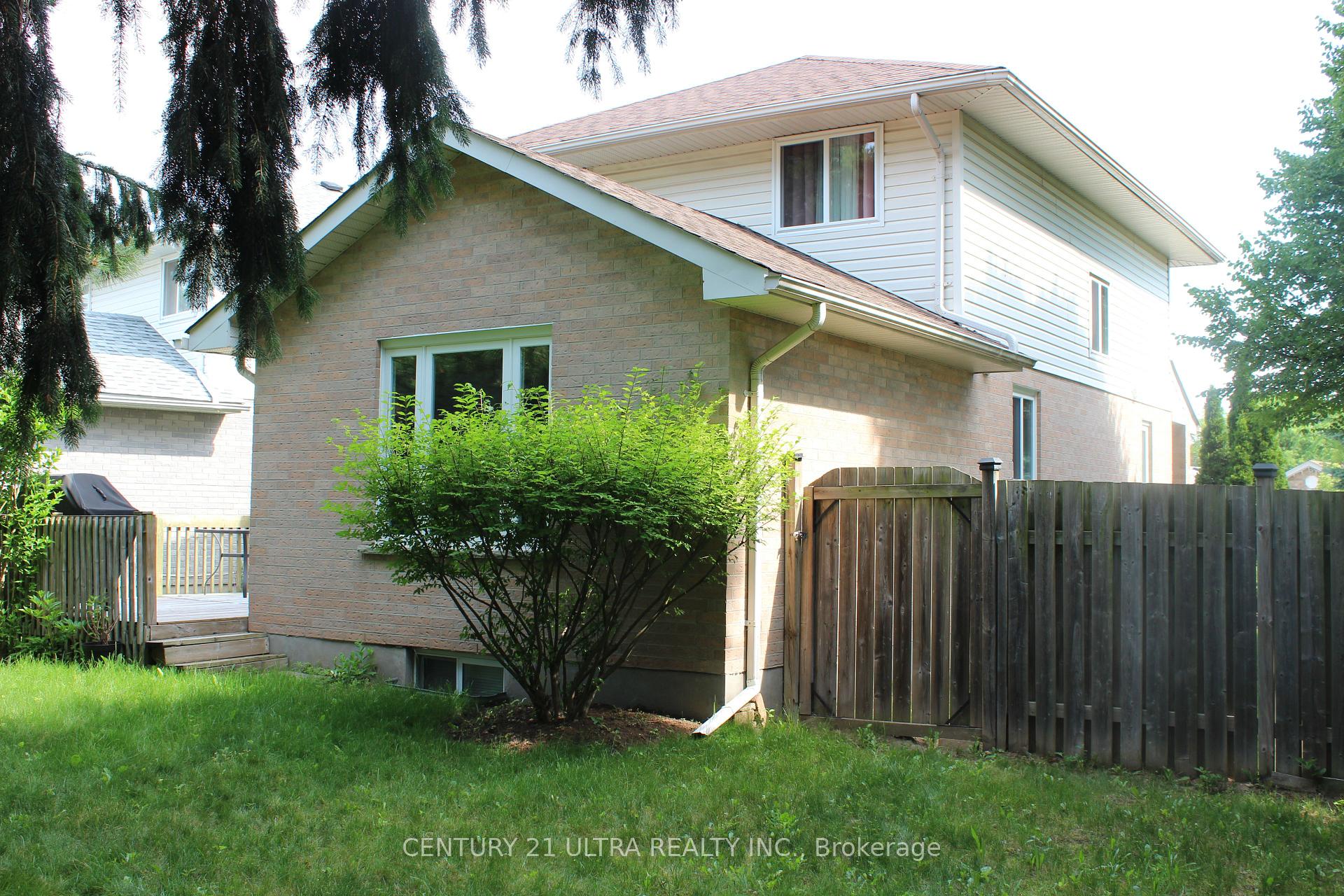 Photo 10 of 373 Brembel Crescent, Kitchener, Grand River North — HOMEH