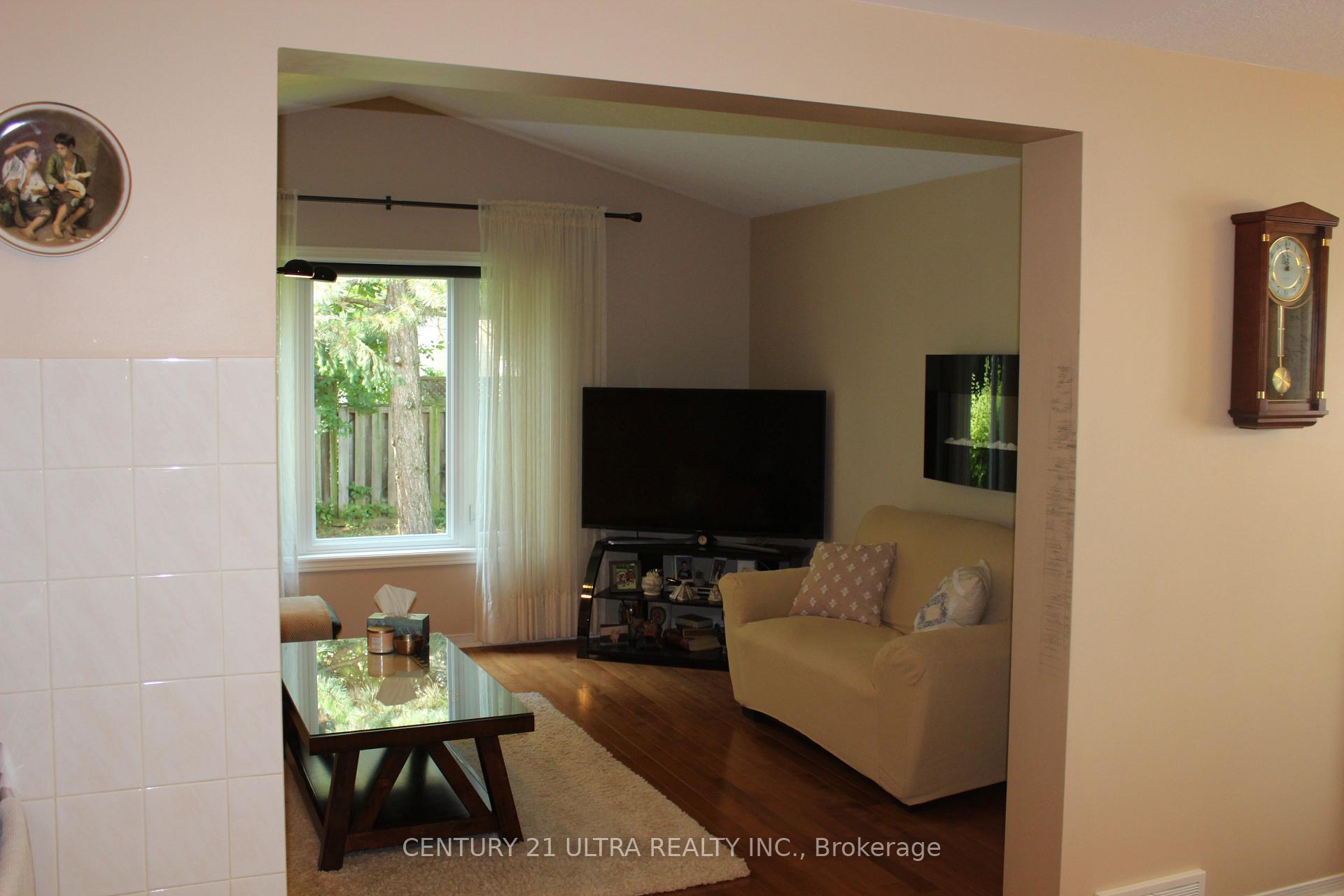 Photo 21 of 373 Brembel Crescent, Kitchener, Grand River North — HOMEH